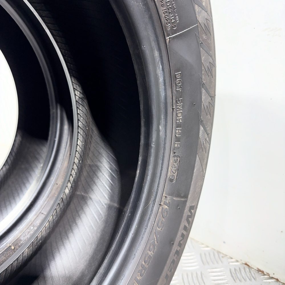 Gomme usate HANKOOK Winter I*Cept IZ2 195/65 R15 95T – foto 08 | Prima Gomme HANKOOK Winter I*Cept IZ2 195/65 R15 95T, dettaglio fotografico 8