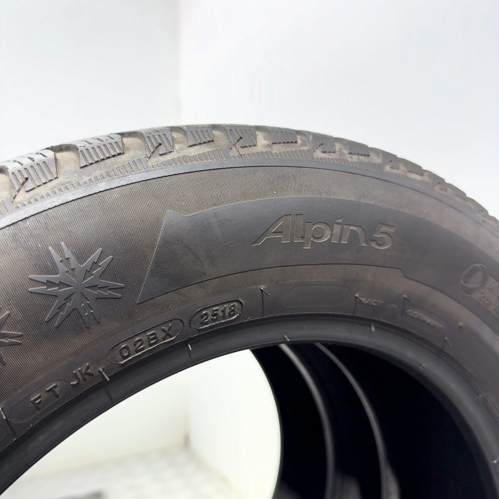 Gomme usate MICHELIN Alpin 5 195/60 R16 89H – foto 08 | Prima Gomme MICHELIN Alpin 5 195/60 R16 89H, dettaglio fotografico 8