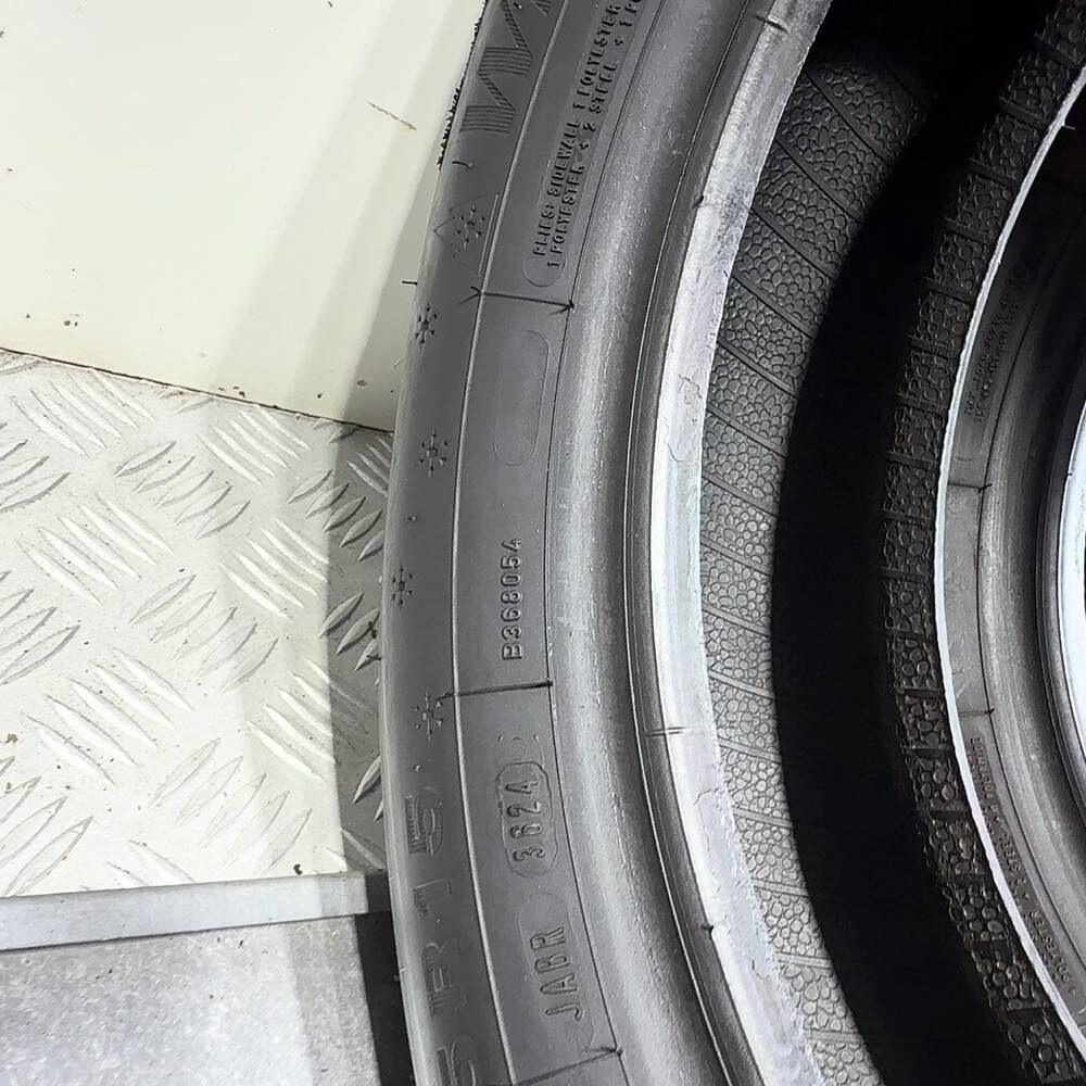 Gomme usate DUNLOP Winter Response 2 165/65 R15 81T – foto 08 | Prima Gomme DUNLOP Winter Response 2 165/65 R15 81T, dettaglio fotografico 8