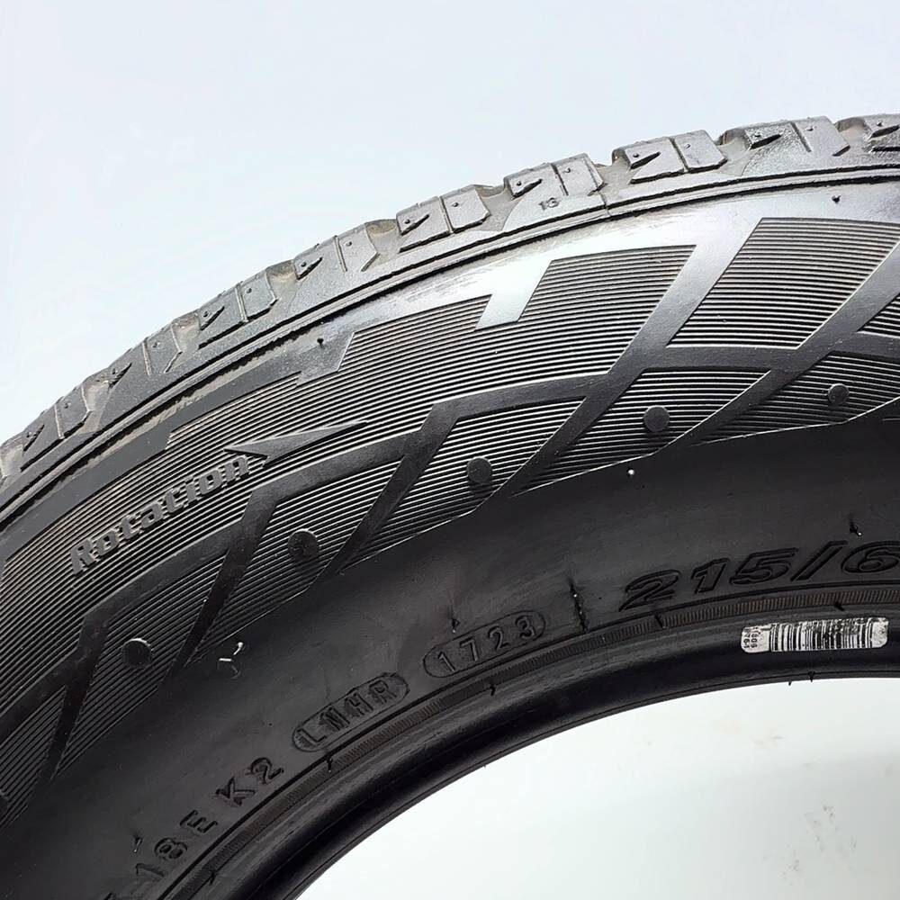 Gomme usate Nexen Winguard Snow’G WH2 215/65 R16 98H – foto 08 | Prima Gomme Nexen Winguard Snow’G WH2 215/65 R16 98H, dettaglio fotografico 8