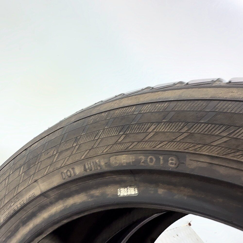 Gomme Usate 225 50 R18 95V Yokohama Bluearth Winter V905 98% Invernali | Gomme Usate | PrimaGomme.it YOKOHAMA BluEarth Winter V905 225/50 R18 95V, dettaglio fotografico 8