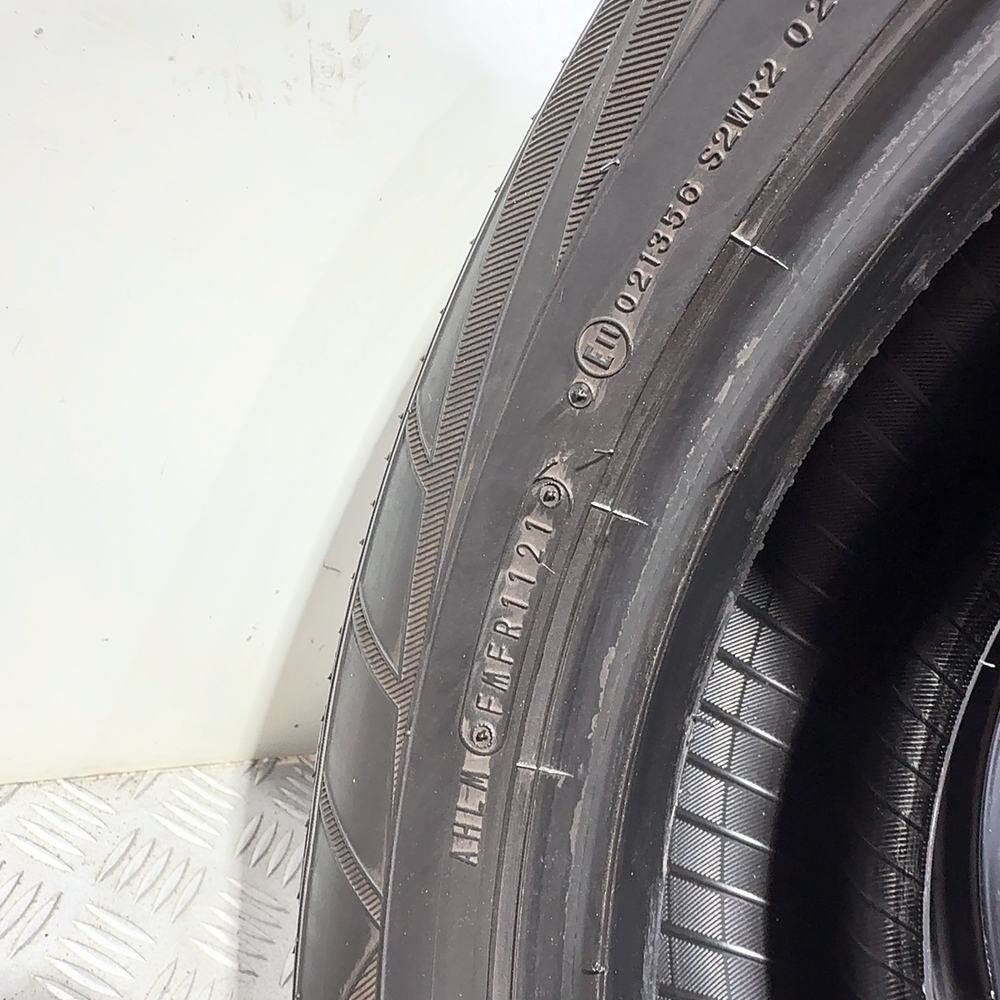 Gomme usate FALKEN Eurowinter HS01 215/55 R17 98V – foto 08 | Prima Gomme FALKEN Eurowinter HS01 215/55 R17 98V, dettaglio fotografico 8