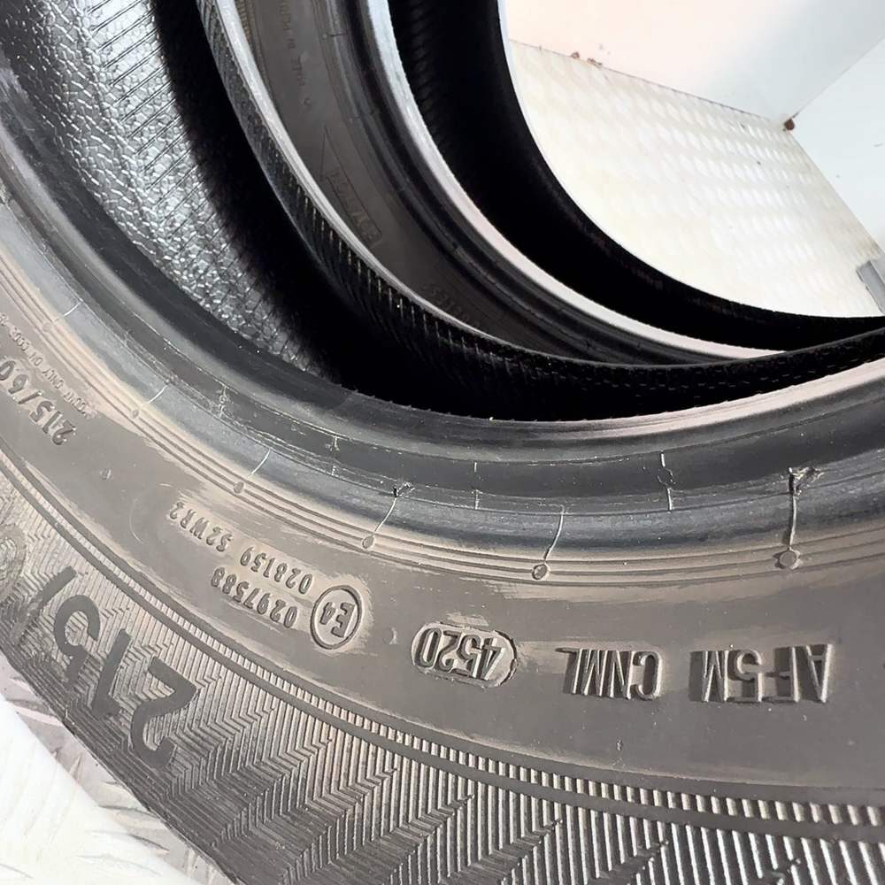 Gomme usate Gislaved Euro Frost 6 215/60 R16 99H – foto 08 | Prima Gomme Gislaved Euro Frost 6 215/60 R16 99H, dettaglio fotografico 8