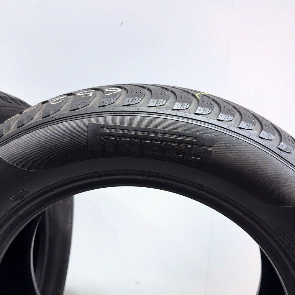 Gomme usate PIRELLI Cinturato Winter 215/60 R17 96T – foto 08 | Prima Gomme PIRELLI Cinturato Winter 215/60 R17 96T, dettaglio fotografico 8