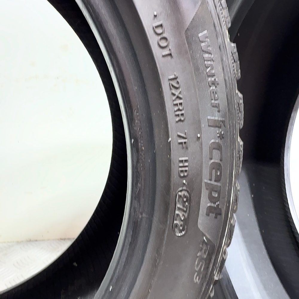 Gomme Usate 225 45 R17 91H Hankook Winter I*Cept RS3 76% Invernali | Gomme Usate | PrimaGomme.it HANKOOK Winter I*Cept RS3 225/45 R17 91H, dettaglio fotografico 8