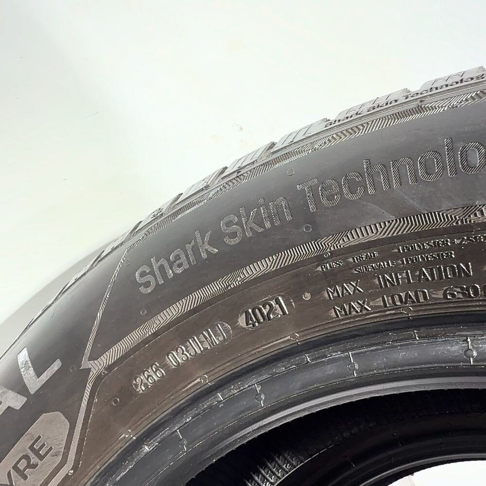 Gomme Usate 205 60 R16 92H Uniroyal Winterexpert 81% Invernali | Gomme Usate | PrimaGomme.it UNIROYAL Winterexpert 205/60 R16 92H, dettaglio fotografico 8