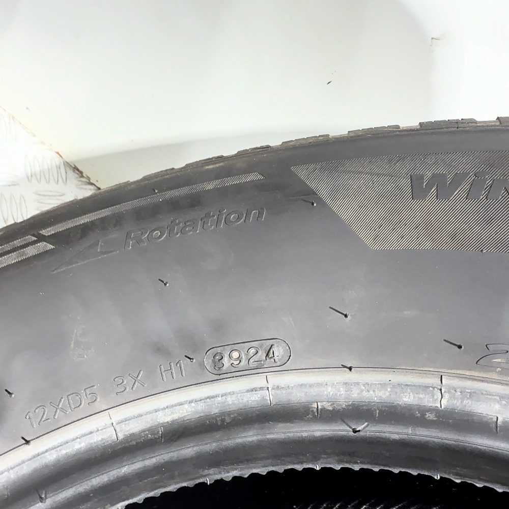 Gomme Usate 245 65 R17 111H XL Hankook Winter I*Cept Evo3 X 74% Invernali | Gomme Usate | PrimaGomme.it HANKOOK Winter I*Cept Evo3 X 245/65 R17 111H, dettaglio fotografico 8