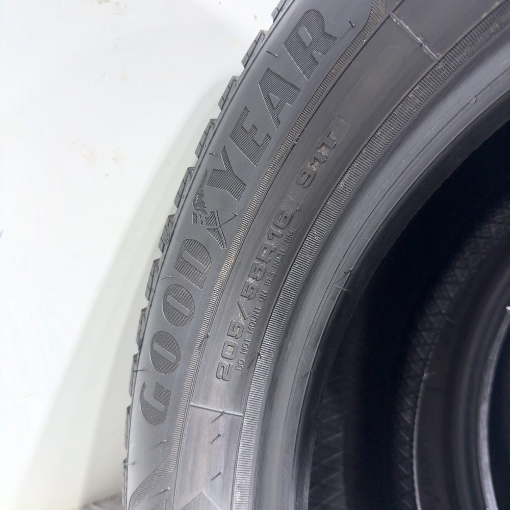 Gomme Usate 205 55 R16 91T Goodyear Ultragrip 9+ 71% Invernali | Gomme Usate | PrimaGomme.it GOODYEAR Ultragrip 9+ 205/55 R16 91T, dettaglio fotografico 8