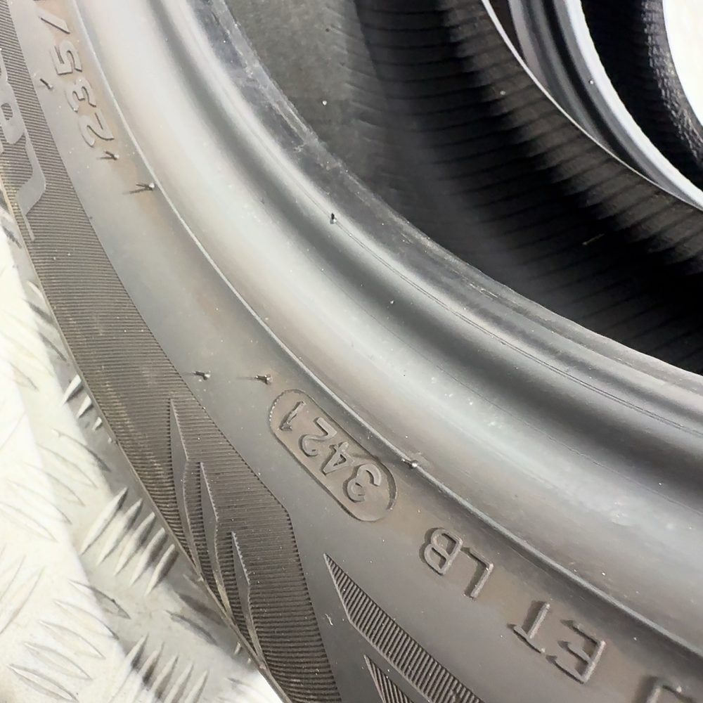 Gomme Usate 235 50 R18 101V XL Laufenn I Fit+ 77% Invernali | Gomme Usate | PrimaGomme.it LAUFENN I FIT+ 235/50 R18 101V, dettaglio fotografico 8
