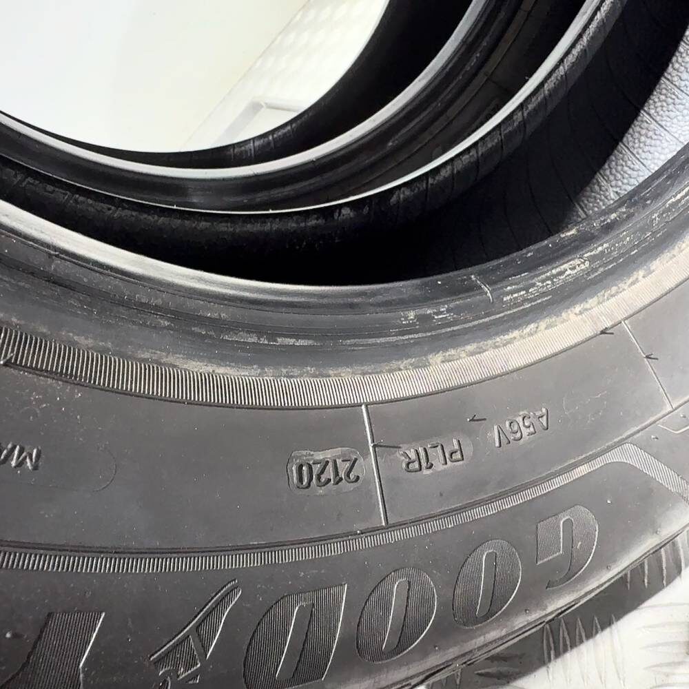 Gomme Usate 215 65 R16 98H Goodyear Ultragrip Performance+ 89% Invernali | Gomme Usate | PrimaGomme.it GOODYEAR Ultragrip Performance+ 215/65 R16 98H, dettaglio fotografico 8