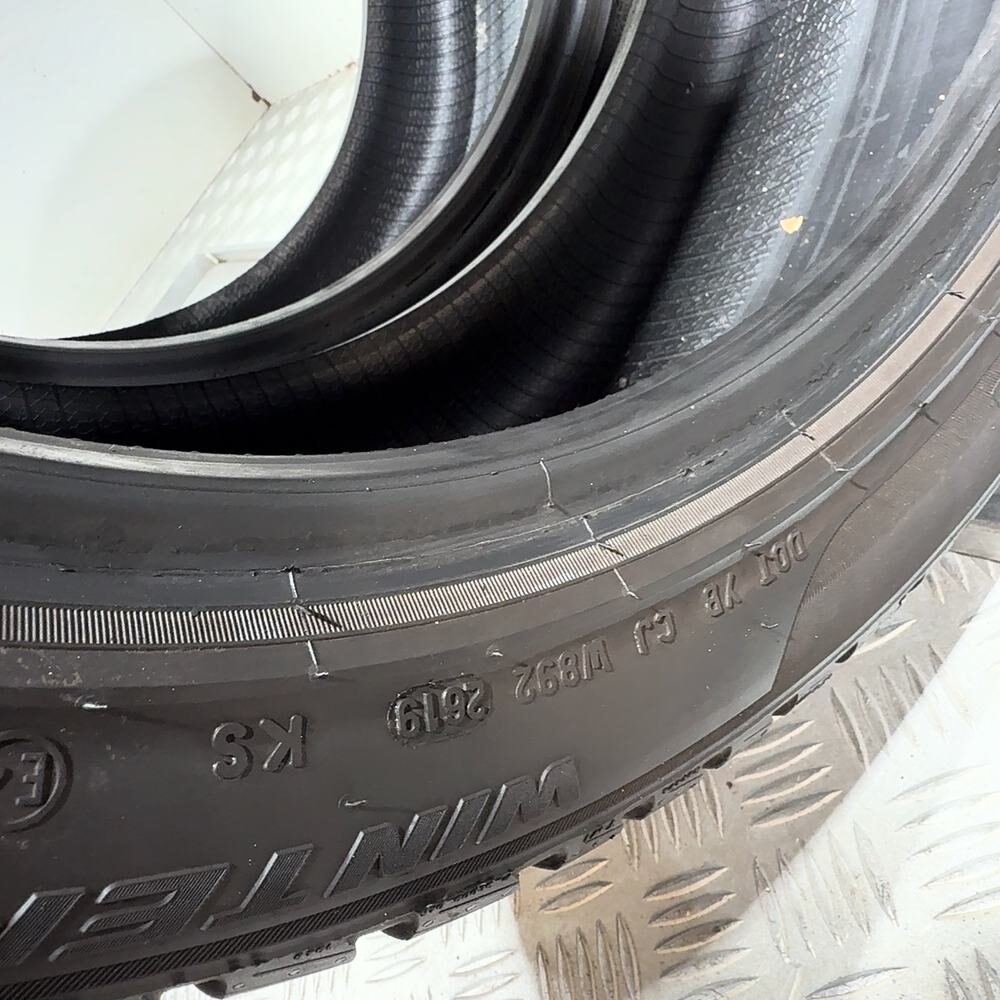 Gomme Usate 225 45 R17 91H Pirelli Sottozero 3 73% Invernali | Gomme Usate | PrimaGomme.it PIRELLI Sottozero 3 225/45 R17 91H, dettaglio fotografico 8