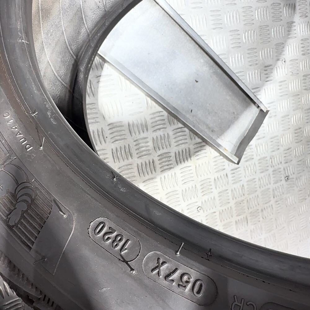 Gomme Usate 225 40 R18 92V XL Michelin Pilot Alpin 5 Invernali | Gomme Usate | PrimaGomme.it MICHELIN Pilot Alpin 5 225/40 R18 92V, dettaglio fotografico 8