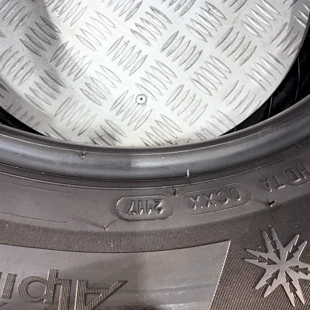 Gomme Usate 195 65 R15 91T Michelin Alpin 5 79% Invernali | Gomme Usate | PrimaGomme.it MICHELIN Alpin 5 195/65 R15 91T, dettaglio fotografico 8