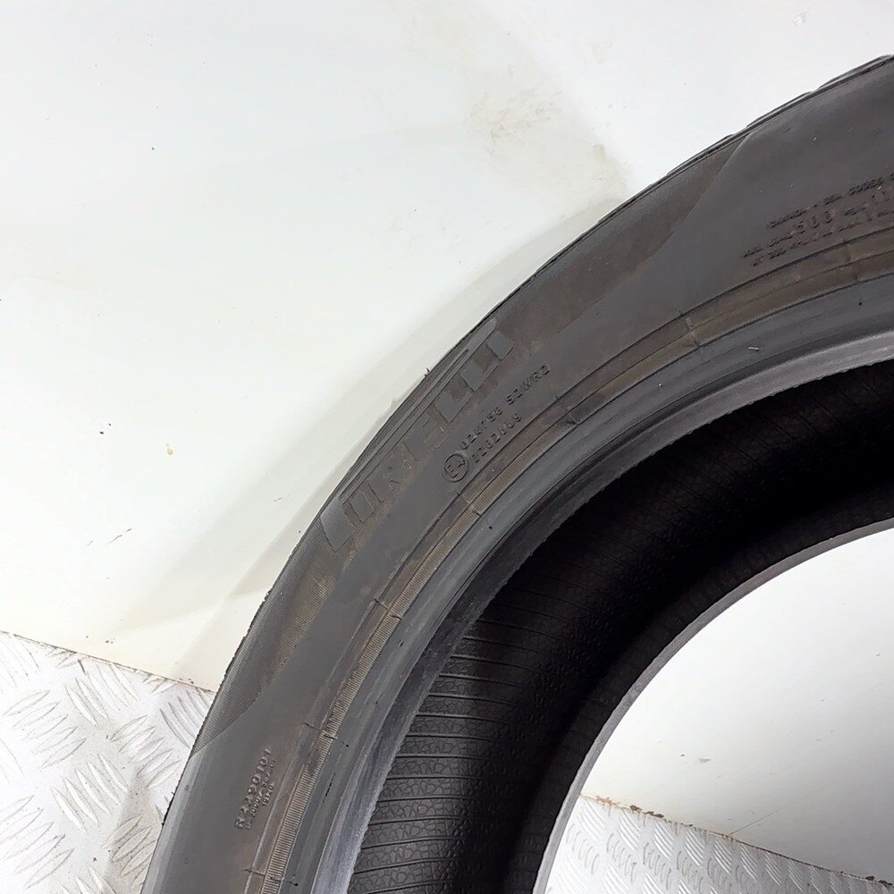 Gomma Usata 175 65 R15 84T Pirelli Cinturato Winter 79% Invernale | Gomme Usate | PrimaGomme.it PIRELLI Cinturato Winter 175/65 R15 84T, dettaglio fotografico 8