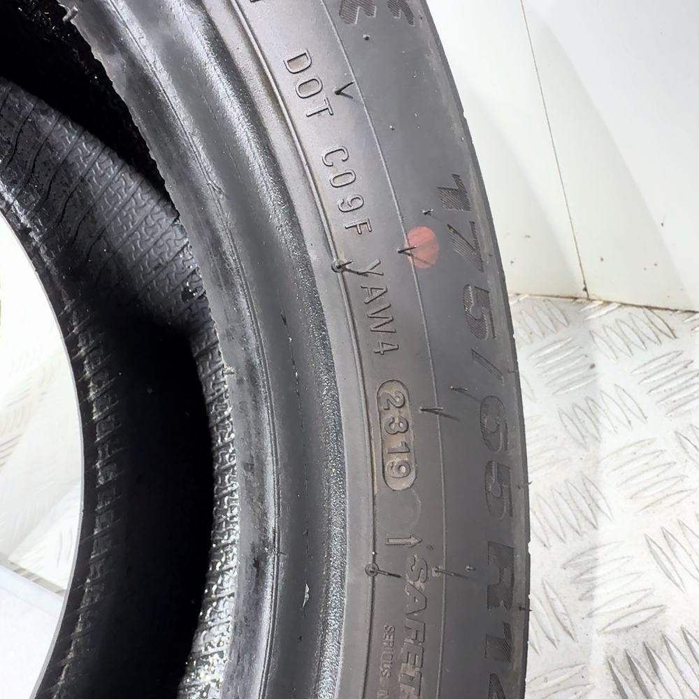 Gomme usate Kumho Wintercraft WP51 175/65 R14 82T – foto 08 | Prima Gomme Kumho Wintercraft WP51 175/65 R14 82T, dettaglio fotografico 8