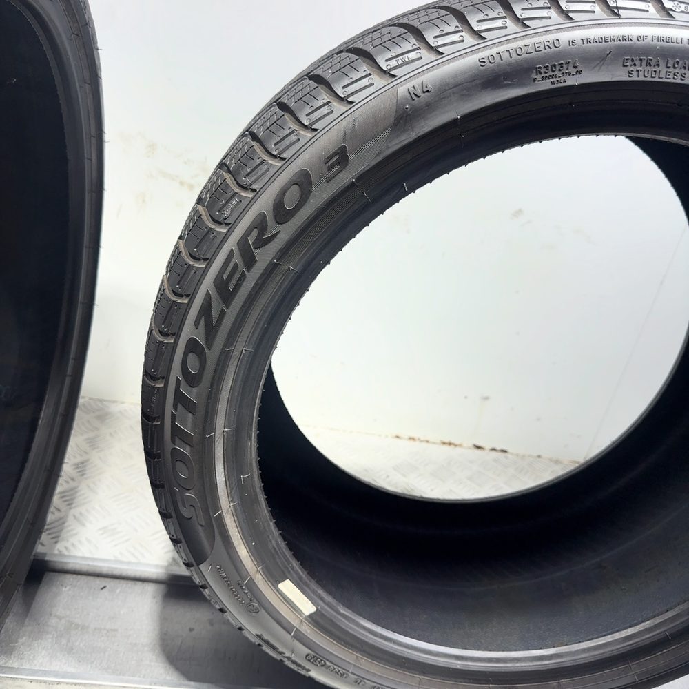 Gomme usate PIRELLI Winter Sottozero 3 265/35 R18 97V – foto 09 | Prima Gomme PIRELLI Winter Sottozero 3 265/35 R18 97V, dettaglio fotografico 9
