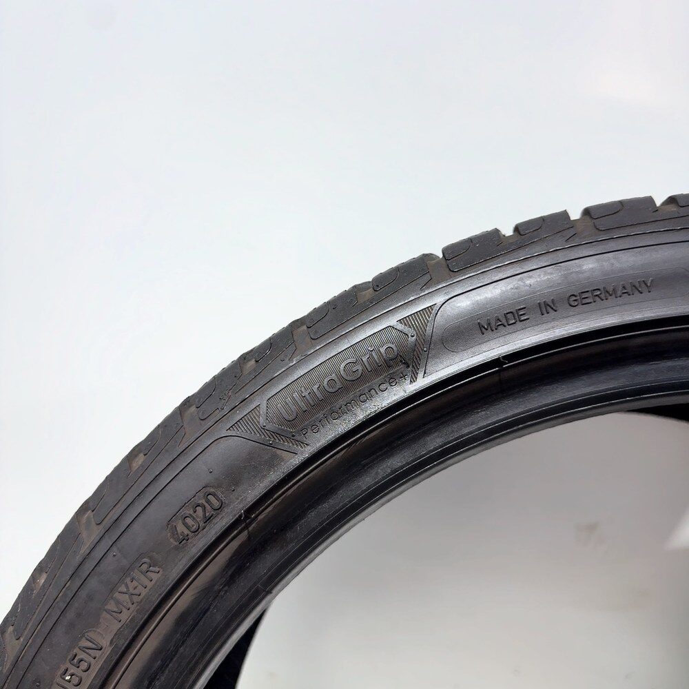 Gomme Usate 225 40 R18 92V GoodYear Ultragrip Performance + 83% Invernali | Gomme Usate | PrimaGomme.it GOOD YEAR Ultragrip Performance + 225/40 R18 92V, dettaglio fotografico 9