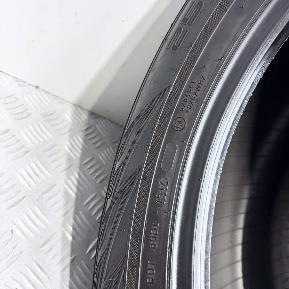 Gomme usate NOKIAN WR Suv3 255/50 R19 107V – foto 09 | Prima Gomme NOKIAN WR Suv3 255/50 R19 107V, dettaglio fotografico 9