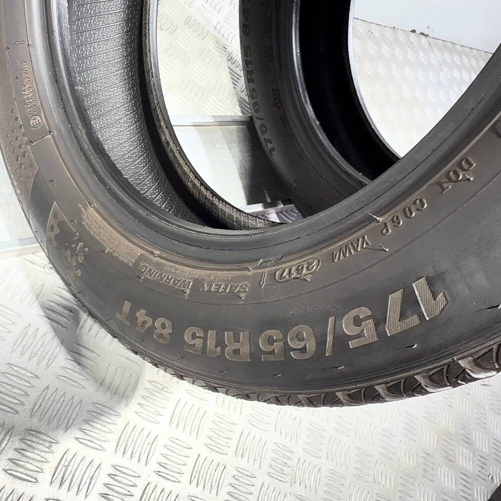 Gomme usate Kumho Wintercraft WP51 175/65 R15 84T – foto 09 | Prima Gomme Kumho Wintercraft WP51 175/65 R15 84T, dettaglio fotografico 9
