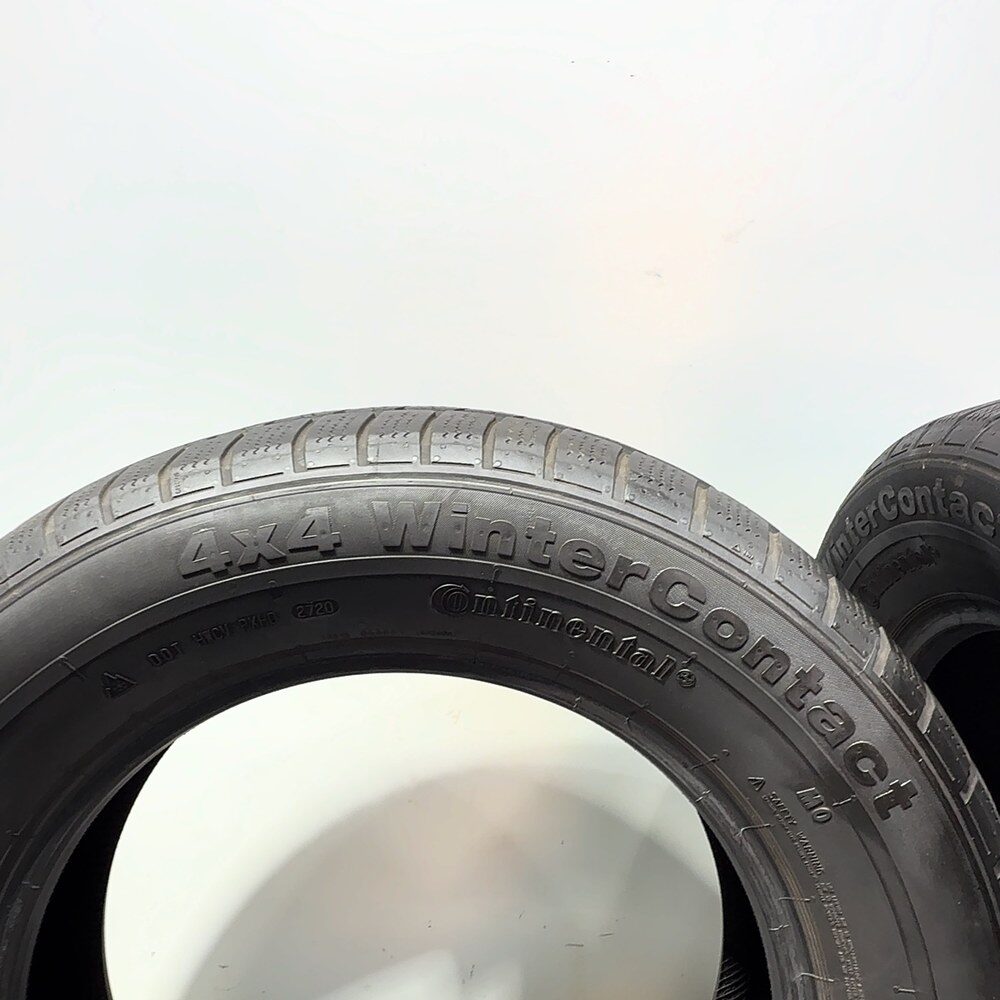Gomme usate CONTINENTAL 4x4 WinterContact 235/65 R17 104H – foto 09 | Prima Gomme CONTINENTAL 4x4 WinterContact 235/65 R17 104H, dettaglio fotografico 9