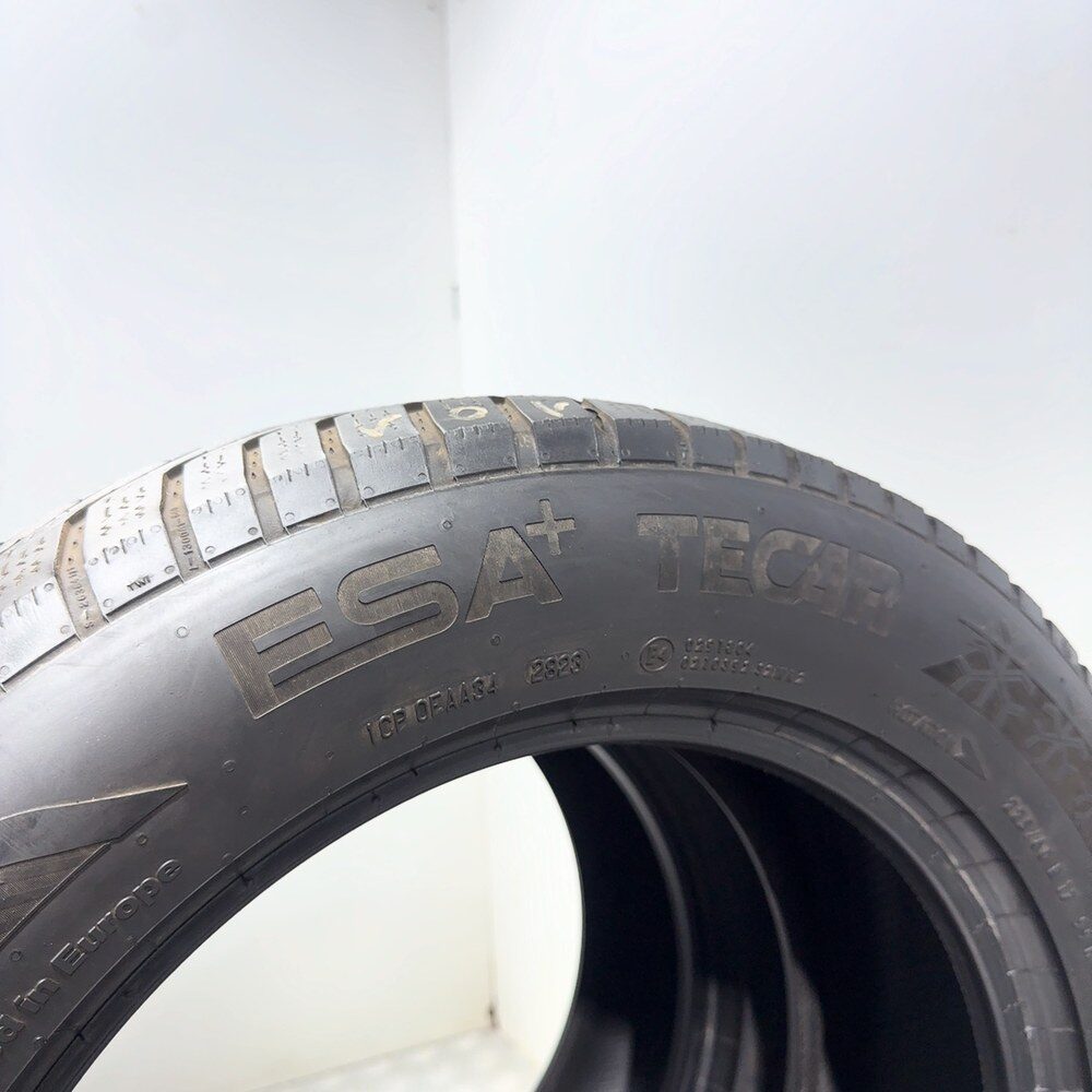 Gomme usate ESA+ TECAR Supergrip Pro 225/60 R17 99H – foto 09 | Prima Gomme ESA+ TECAR Supergrip Pro 225/60 R17 99H, dettaglio fotografico 9