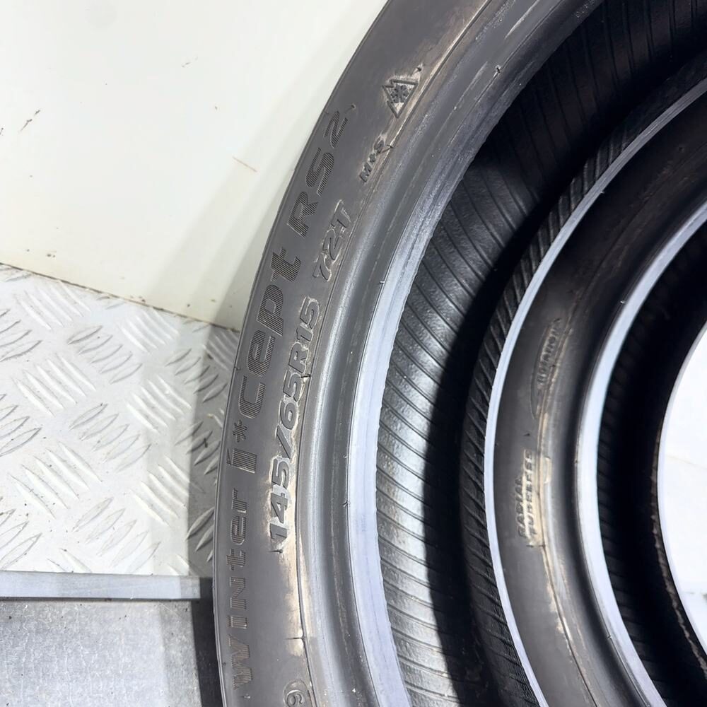 Gomme usate HANKOOK Winter I*Cept RS2 145/65 R15 72T – foto 09 | Prima Gomme HANKOOK Winter I*Cept RS2 145/65 R15 72T, dettaglio fotografico 9
