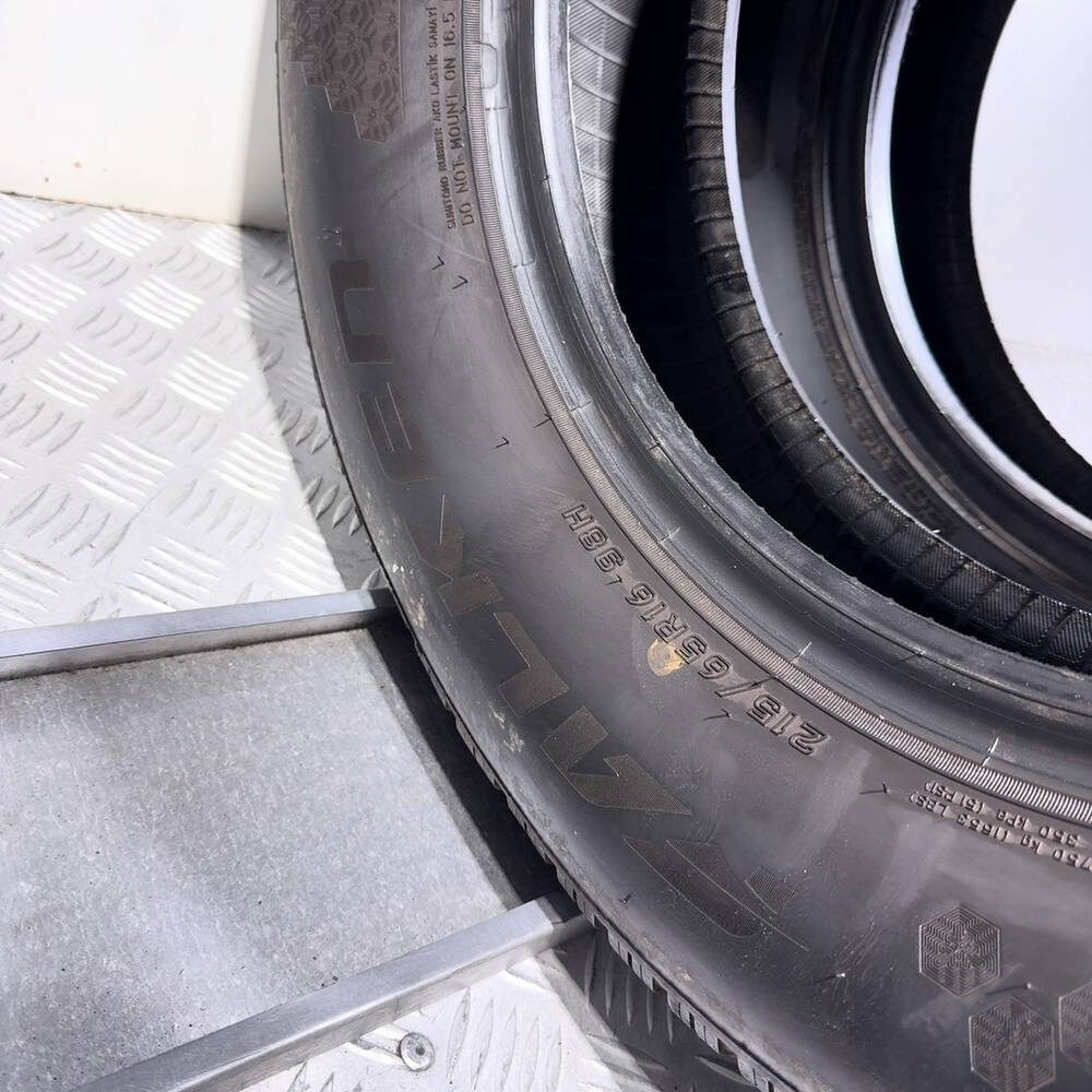 Gomme usate FALKEN Eurowinter HS02 215/65 R16 98H – foto 09 | Prima Gomme FALKEN Eurowinter HS02 215/65 R16 98H, dettaglio fotografico 9