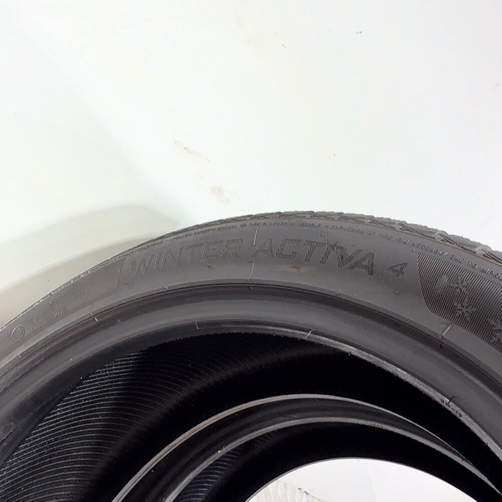 Gomme Usate 225 45 R17 94V XL Nankang Winter Activa 4 Invernali | Gomme Usate | PrimaGomme.it NANKANG Winter Activa 4 225/45 R17 94V, dettaglio fotografico 9