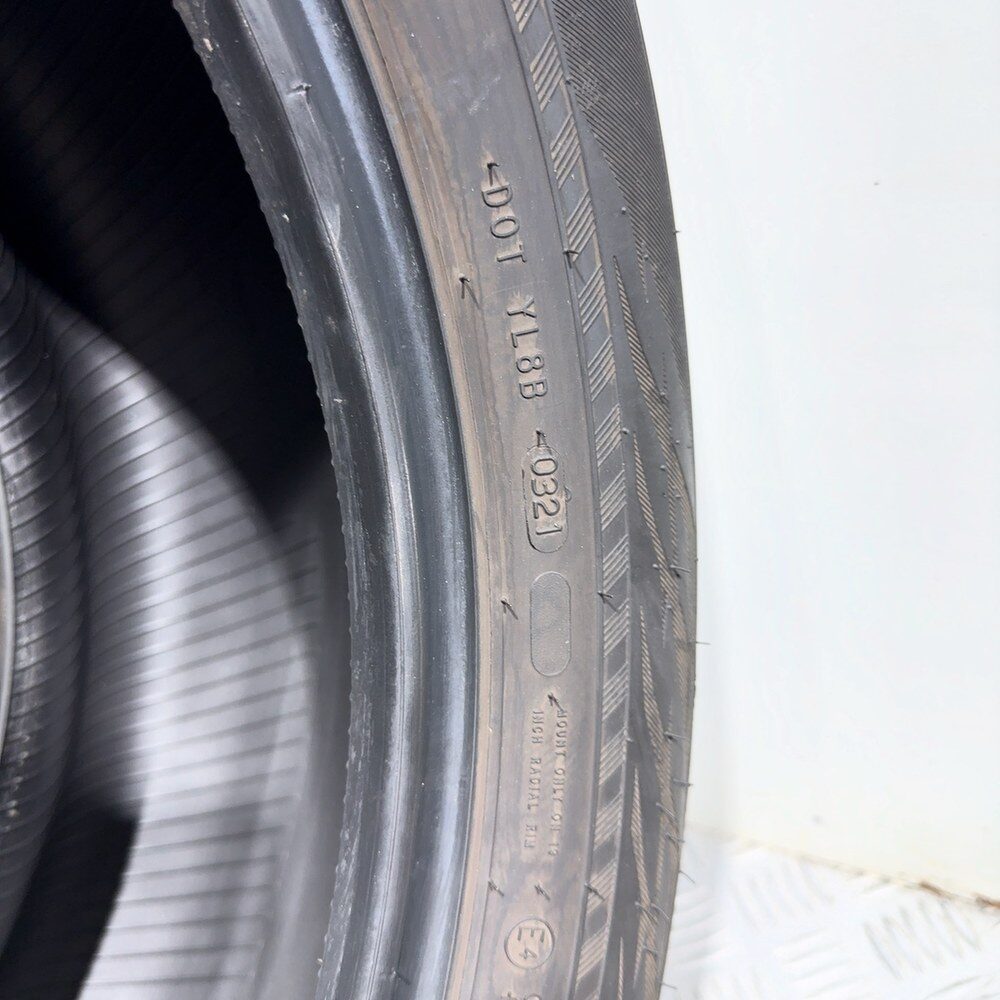 Gomme Usate 245 50 R19 XL 105R Nokian Tyres Hakkapeliitta R3 98% Invernali | Gomme Usate | PrimaGomme.it Nokian Tyres Hakkapeliitta R3 245/50 R19 105R, dettaglio fotografico 9