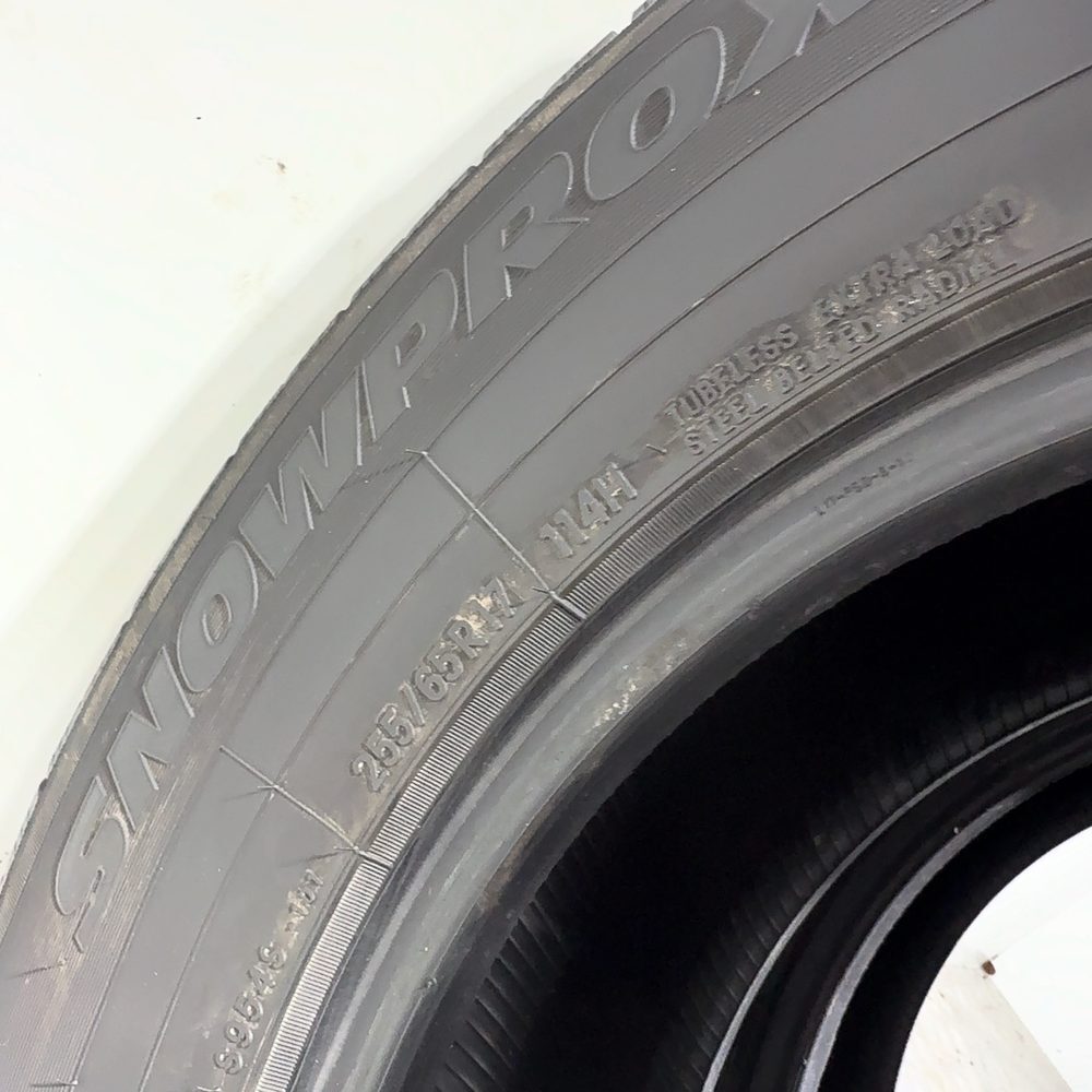 Gomme Usate 255 65 R17 114H XL Toyo Snowprox S954 Invernali | Gomme Usate | PrimaGomme.it TOYO Snowprox S954 255/65 R17 114H, dettaglio fotografico 9