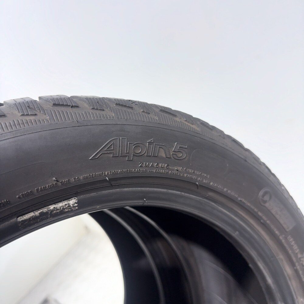 Gomme Usate 225 45 R17 91H Michelin Alpin 5 Invernali | Gomme Usate | PrimaGomme.it MICHELIN Alpin 5 225/45 R17 91H, dettaglio fotografico 9