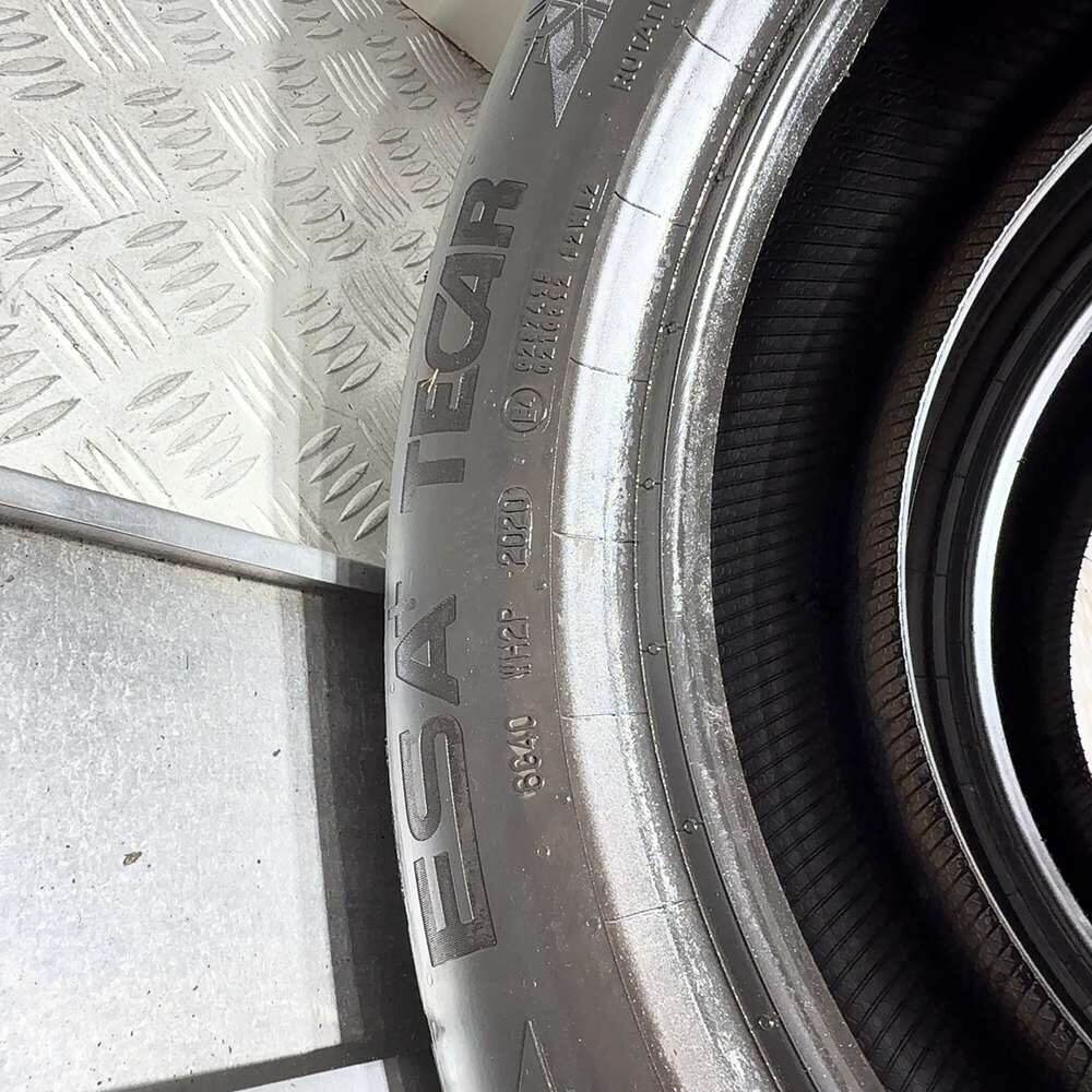 Gomme Usate 225 50 R17 98V XL Esa Tecar Supergrip Pro Invernali | Gomme Usate | PrimaGomme.it ESA TECAR Supergrip Pro 225/50 R17 98V, dettaglio fotografico 9