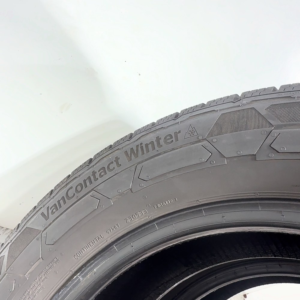 Gomme usate CONTINENTAL VanContact Winter 215/60 R17C 104/102H – foto 09 | Prima Gomme CONTINENTAL VanContact Winter 215/60 R17C 104/102H, dettaglio fotografico 9