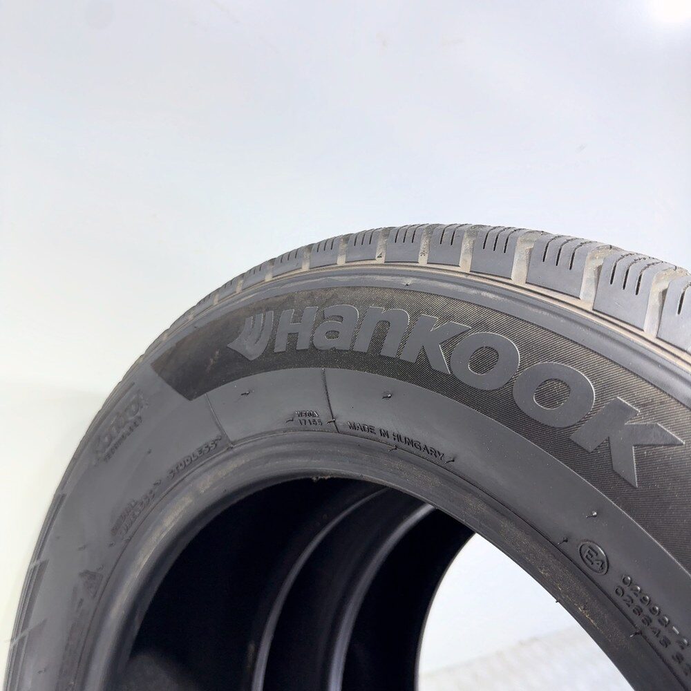 Gomme usate HANKOOK Winter I*Cept Evo2 SUV 215/65 R17 99H – foto 10 | Prima Gomme HANKOOK Winter I*Cept Evo2 SUV 215/65 R17 99H, dettaglio fotografico 10