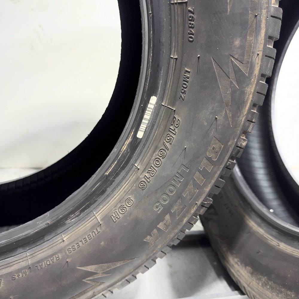 Gomme usate BRIDGESTONE Blizzak LM005 215/60 R16 99H – foto 10 | Prima Gomme BRIDGESTONE Blizzak LM005 215/60 R16 99H, dettaglio fotografico 10