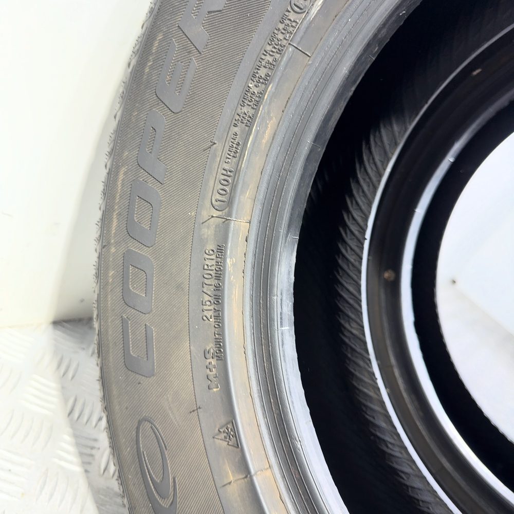 Gomme usate COOPER Discoverer Winter 215/70 R16 100H – foto 10 | Prima Gomme COOPER Discoverer Winter 215/70 R16 100H, dettaglio fotografico 10