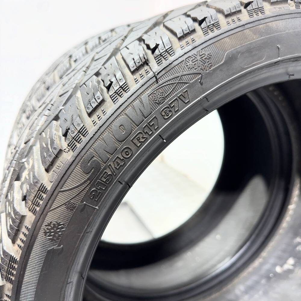 Gomme usate SEBRING Snow 215/40 R17 87V – foto 10 | Prima Gomme SEBRING Snow 215/40 R17 87V, dettaglio fotografico 10