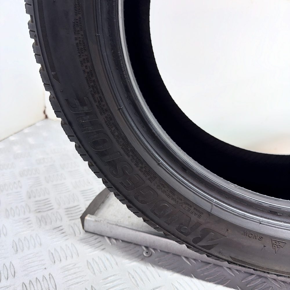 Gomme usate BRIDGESTONE Blizzak LM005 225/50 R17 98H – foto 10 | Prima Gomme BRIDGESTONE Blizzak LM005 225/50 R17 98H, dettaglio fotografico 10