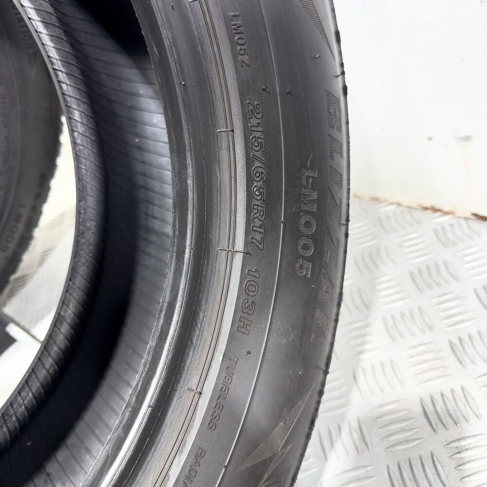 Gomme usate BRIDGESTONE Blizzak LM005 215/65 R17 103H – foto 10 | Prima Gomme BRIDGESTONE Blizzak LM005 215/65 R17 103H, dettaglio fotografico 10