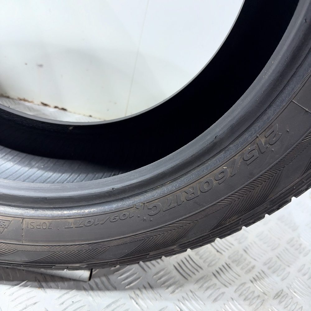 Gomme Usate 215 60 R17C 109/107T Hankook Winter RW06 96% Invernali | Gomme Usate | PrimaGomme.it HANKOOK Winter RW06 215/60 R17C 109/107T, dettaglio fotografico 10