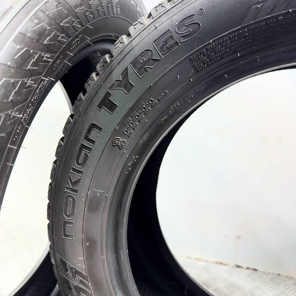 Gomme usate NOKIAN Hakkapeliitta 10 215/55 R17 98T – foto 10 | Prima Gomme NOKIAN Hakkapeliitta 10 215/55 R17 98T, dettaglio fotografico 10