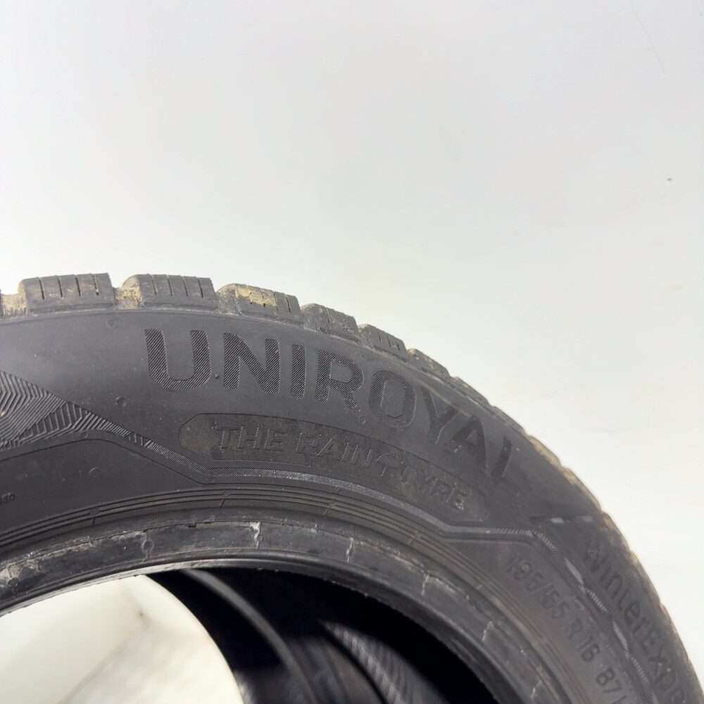 Gomme Usate 195 55 R16 87H Uniroyal Winterexpert 93% Invernali | Gomme Usate | PrimaGomme.it UNIROYAL Winterexpert 195/55 R16 87H, dettaglio fotografico 10