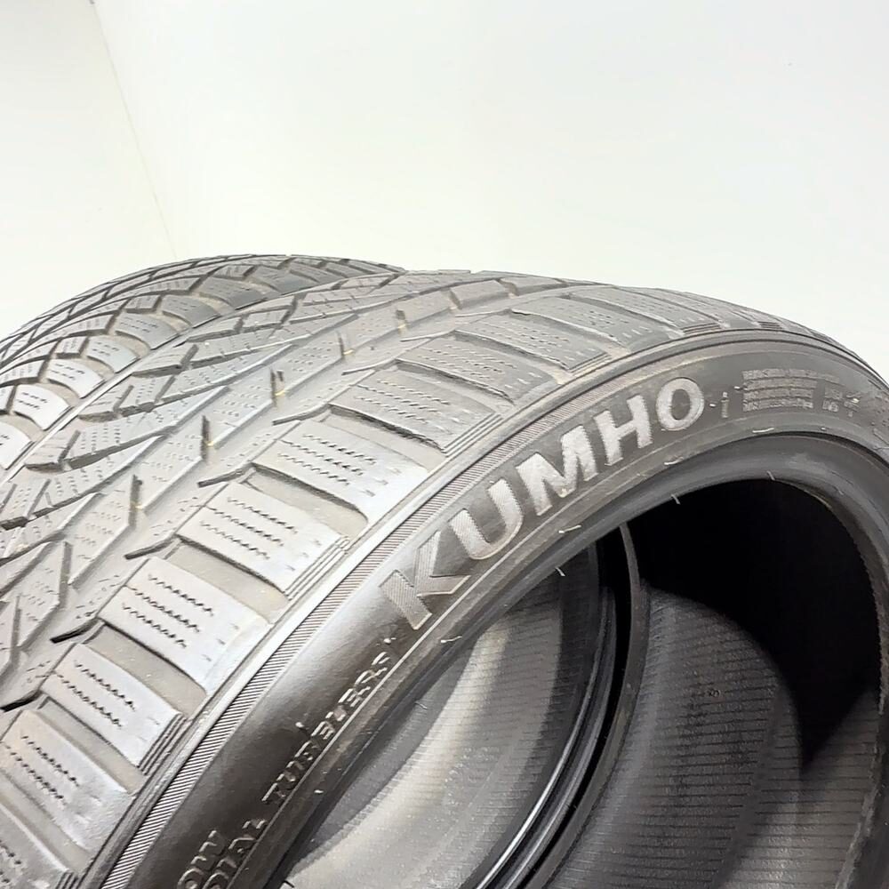Gomme Usate 235 35 R19 91W Kumho Wintercraft WP72 79% Invernali | Gomme Usate | PrimaGomme.it Kumho Wintercraft WP72 235/35 R19 91W: fino a 270 km/h, dettaglio fotografico 10