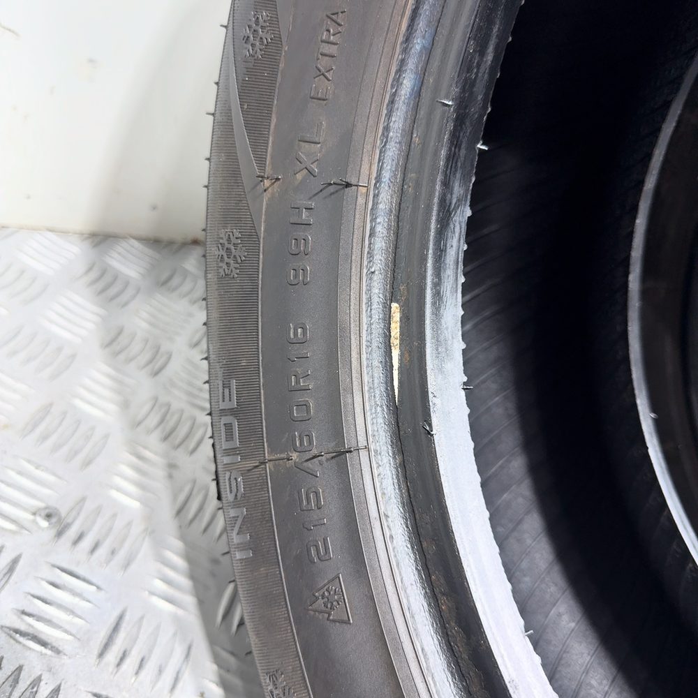 Gomme Usate 215 60 R16 99H XL Onyx NY-W702 79% Invernali | Gomme Usate | PrimaGomme.it Onyx NY-W702 215/60 R16 99H, dettaglio fotografico 10