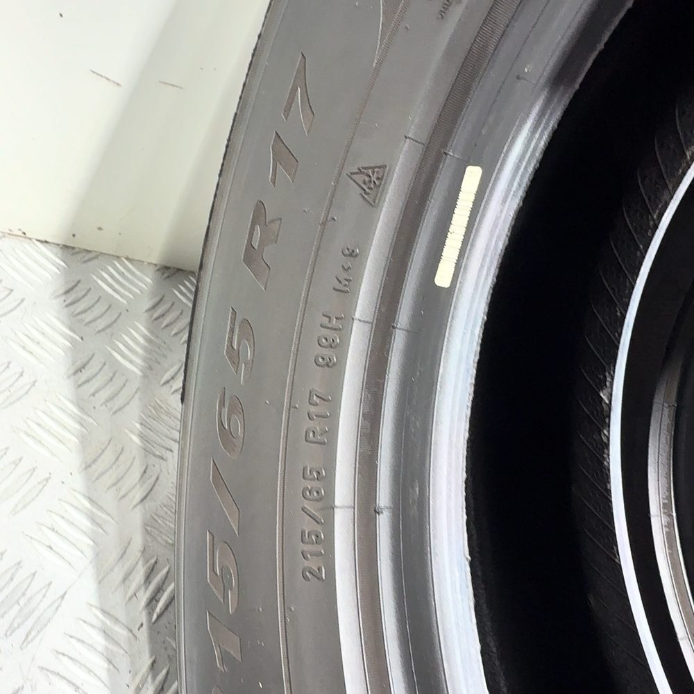 Gomme Usate 215 65 R17 99H Pirelli Scorpion Winter Invernali | Gomme Usate | PrimaGomme.it PIRELLI Scorpion Winter 215/65 R17 99H, dettaglio fotografico 10