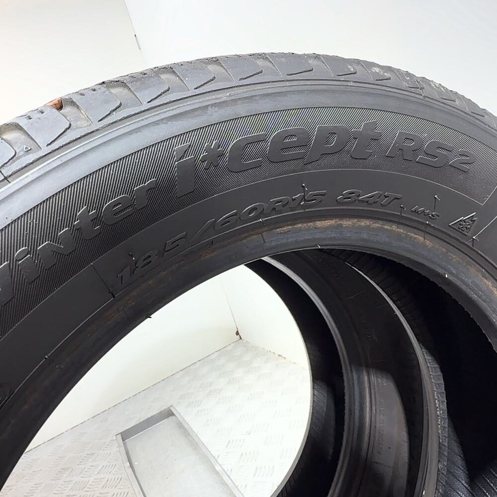 Gomme Usate 185 60 R15 84T Hankook Winter I*Cept RS2 71% Invernali | Gomme Usate | PrimaGomme.it HANKOOK Winter I*Cept RS2 185/60 R15 84T, dettaglio fotografico 10