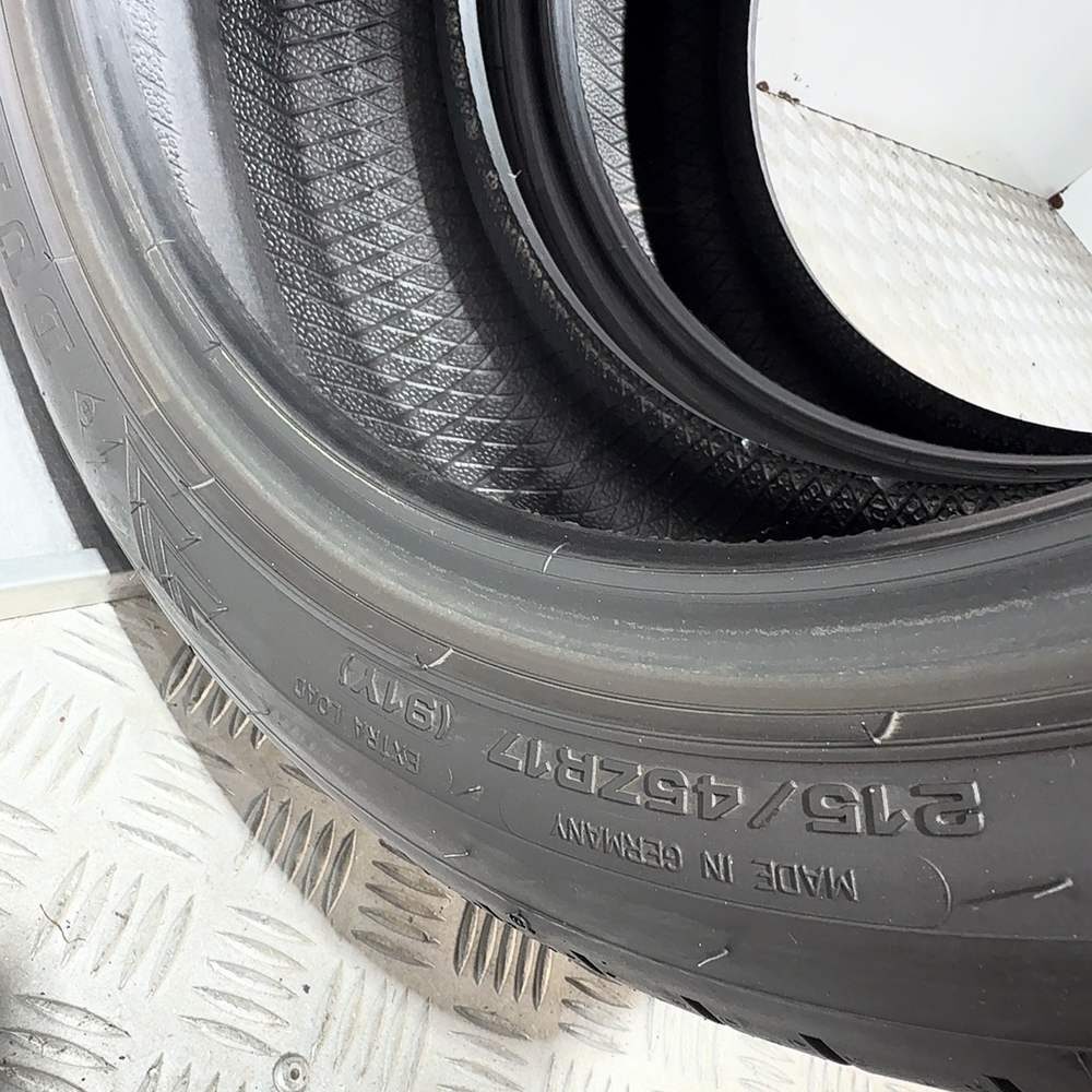 Gomme Usate 215 45 ZR17 91Y XL Dunlop Sport Maxx RT2 98% Estive | Gomme Usate | PrimaGomme.it DUNLOP SPORT MAXX RT2 215/45 ZR17 91Y: fino a 300 km/h, dettaglio fotografico 10