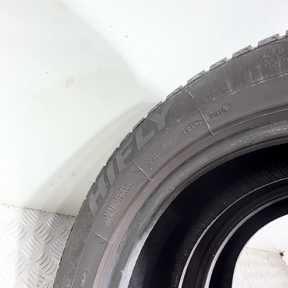 Gomme usate Hifly Win-Turi 212 215/60 R17 96H – foto 10 | Prima Gomme Hifly Win-Turi 212 215/60 R17 96H, dettaglio fotografico 10