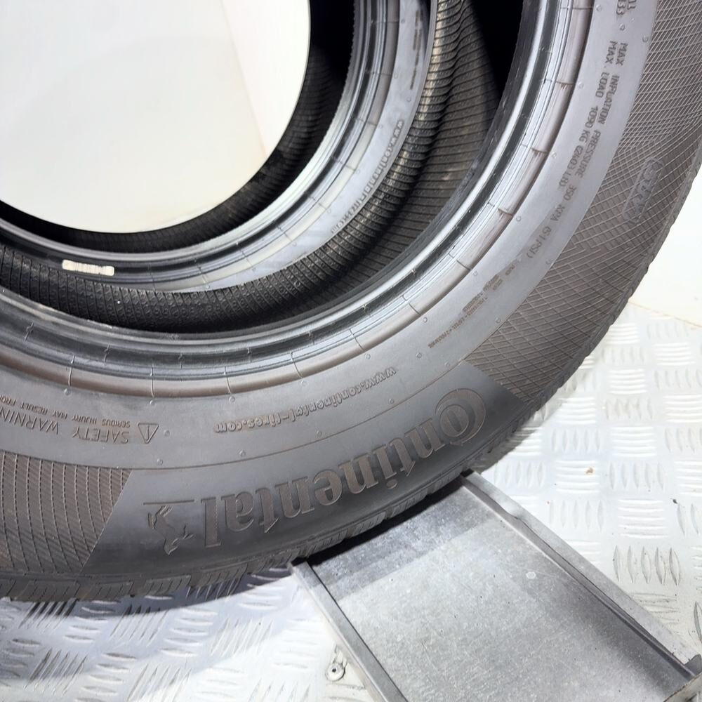 Gomme usate CONTINENTAL Wintercontact TS 850 P 245/70 R16 111H – foto 11 | Prima Gomme CONTINENTAL Wintercontact TS 850 P 245/70 R16 111H, dettaglio fotografico 11
