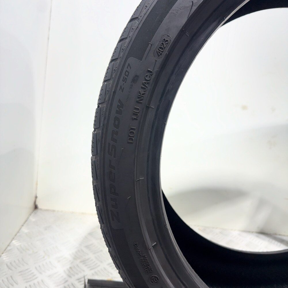 Gomme Usate 245 40 R19 98V XL Goodride Zupersnow Z-507 Invernali | Gomme Usate | PrimaGomme.it GOODRIDE Zupersnow Z-507 245/40 R19 98V, dettaglio fotografico 11